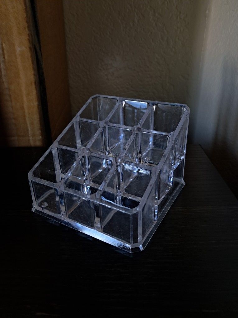 Lip Stick Stand