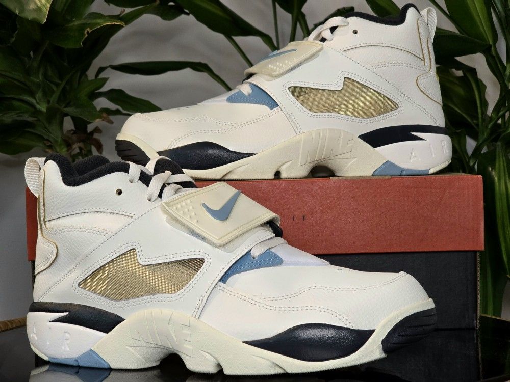 Nike Air Diamond Turf "Must Be The Money" Size 10 *Brand New*