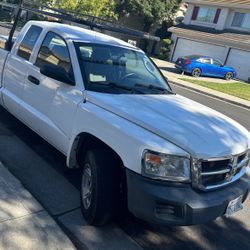 Dodge Dakota 2008