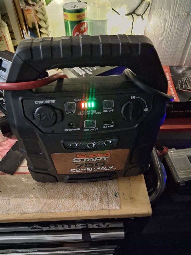 Car Jump Starter