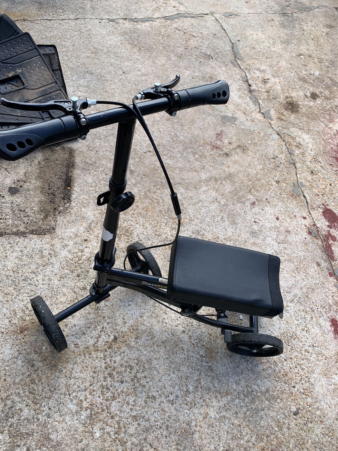 Knee Scooter
