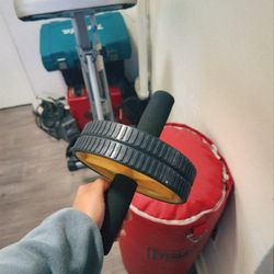 ⚡ Perfect Pushup Handles & Ab Roller Wheel