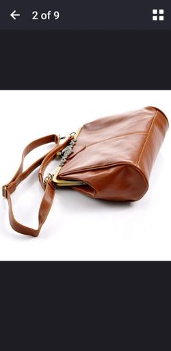 Ladies classic cross body shoulder hand bag. (Brown)