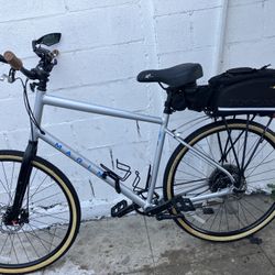 Marin Kentfield 2  Men’s Hybrid Bike. XL Frame. 10 Speed 