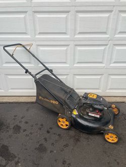 Poulan Pro Push Lawn Mower