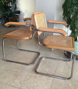Mid Century Modern Chairs