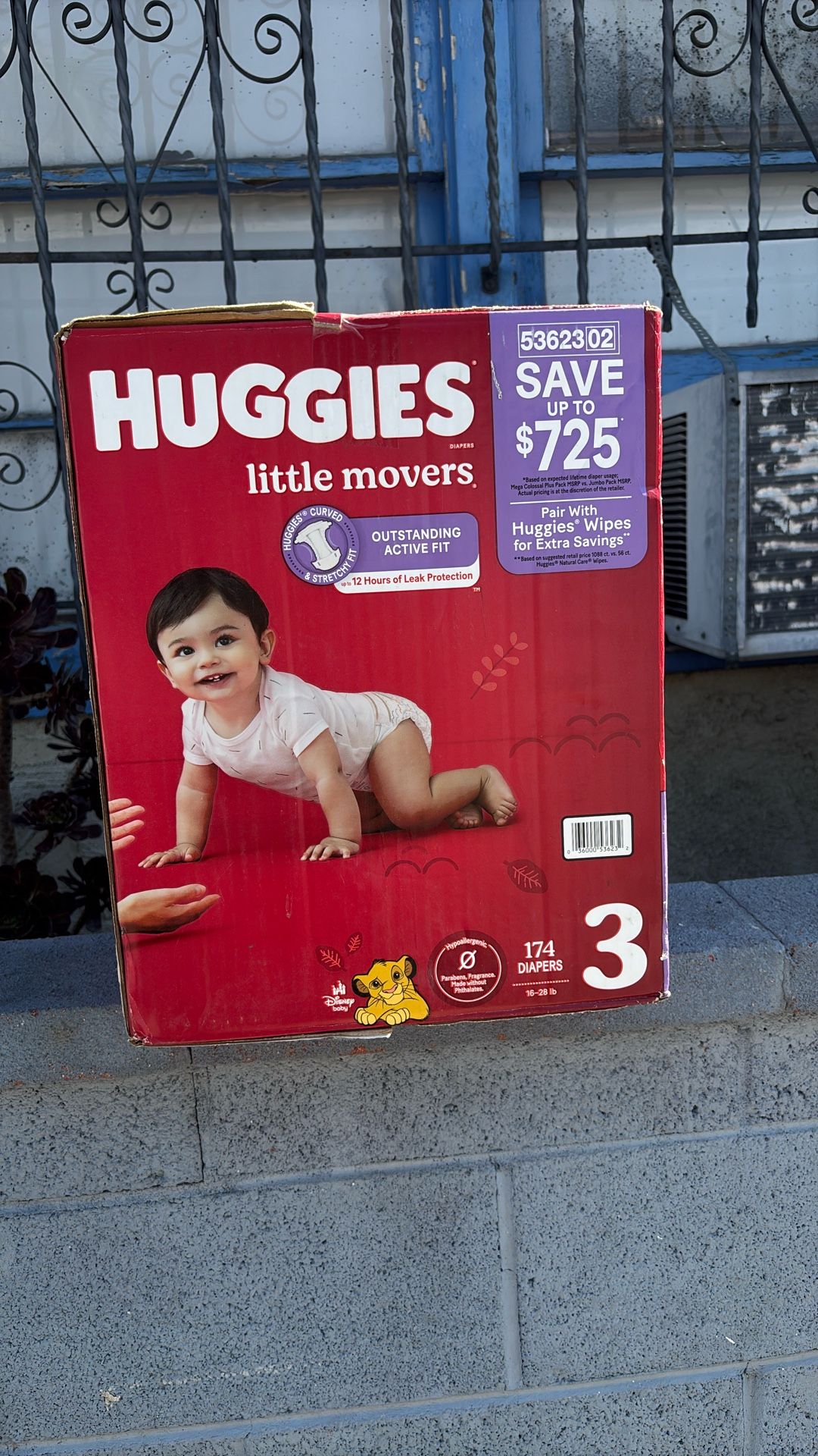 Huggies 