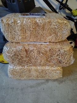 Hay For Decorations