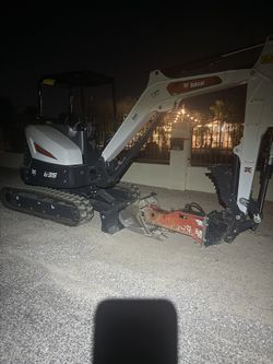 Mini Excavator With Thumb