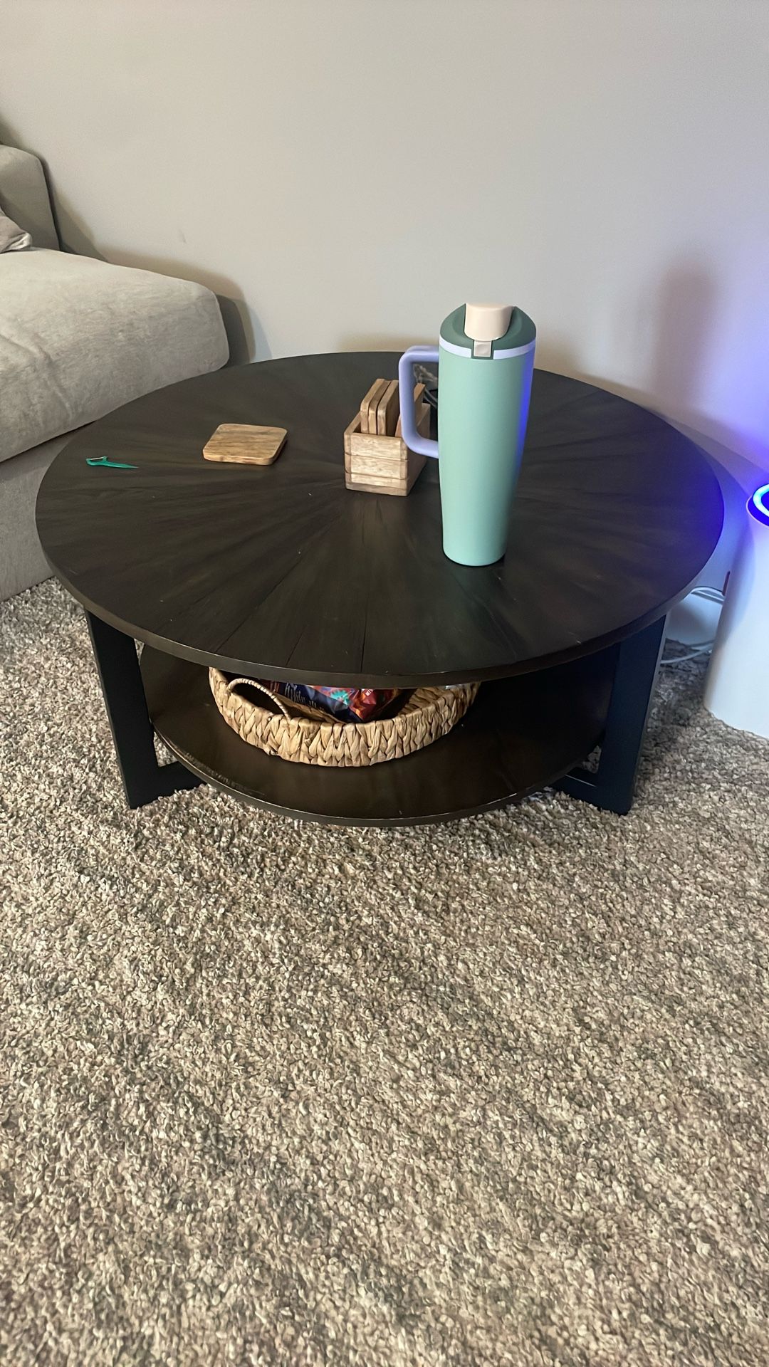 Coffee Table 10/10 Condition $35