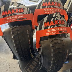 Maxxis Minion DHF and DHR 29x2.60 