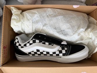 Brand new Knu skool vans size 6.5youth