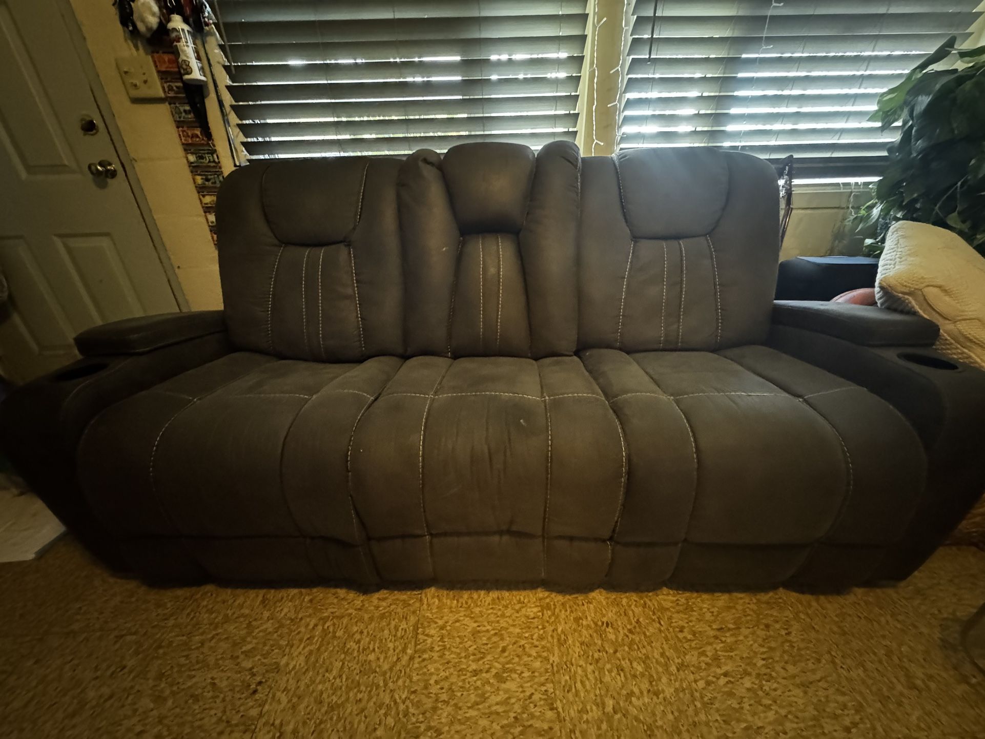 Jamestown Expresso Reclining Sofa