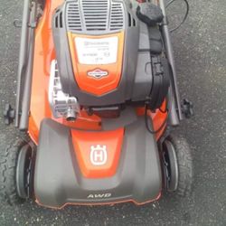 Awd Husqvarna Self Propelled Mower 