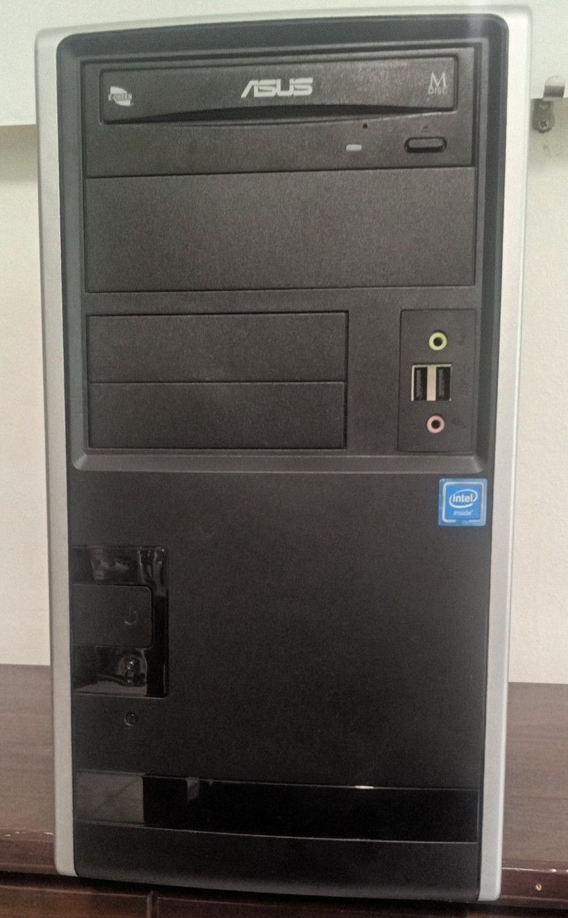 Gigabyte Windows 11 Pro Desktop PC