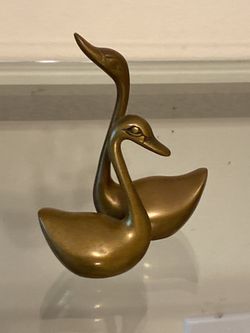 SET OF 2 SMALL BRASS SWANS FIGURINES