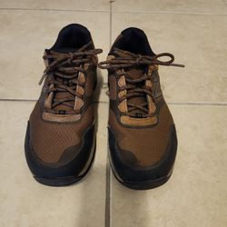New Balance Men's Shoes Size 9 1/2