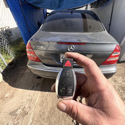 Car keys/Fobs/Llaves De Autos