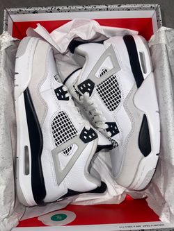 Jordan 4 Military Black Size 6.5y