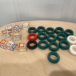 Vintage Nice Cubes Acrylic Puzzle Game c 1960s and replacement rings for a game