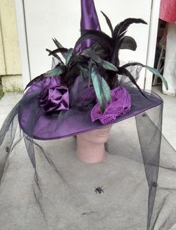 Hat Beautiful Vogue Design with Black Shear Face Cover