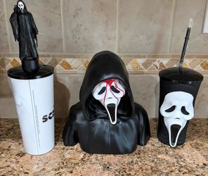 POPCORN BUCKETS