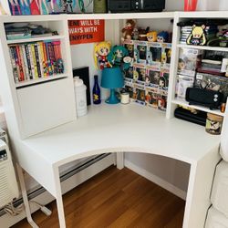 COMPUTER DESK MINT CONDITION (Desk Only) 