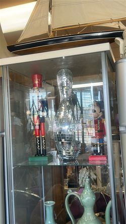 Mirror Mosaic Disco Ball Bowling Pin