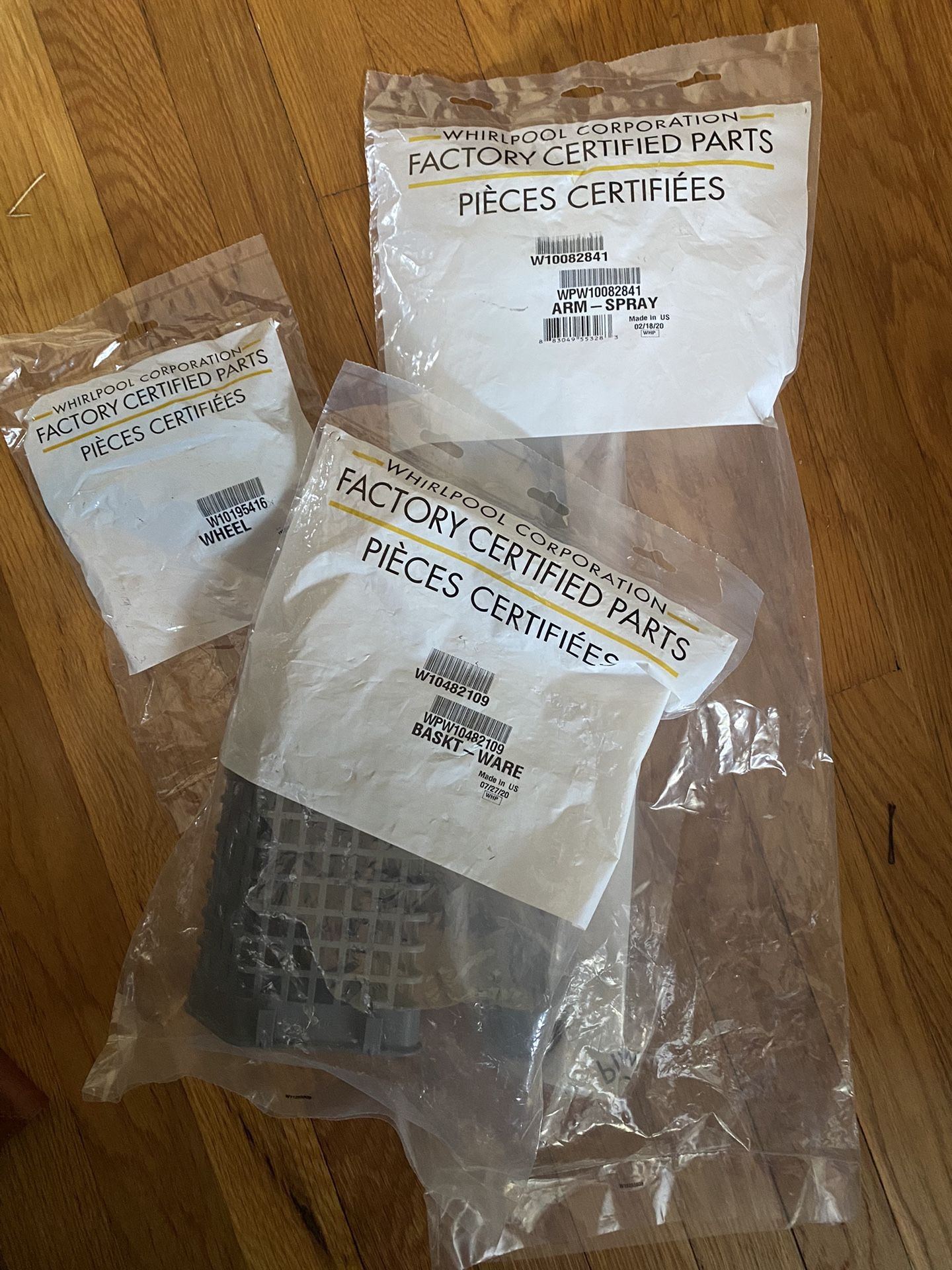 NEW! Whirlpool Dishwasher Parts: Basket / Arm Spray / Wheel RV$172