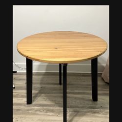 Wood Dinner Table “33.5