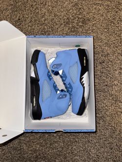 Air Jordan 5 UNC University Blue