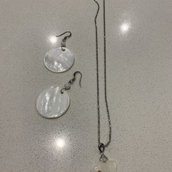 Earrings and necklace set