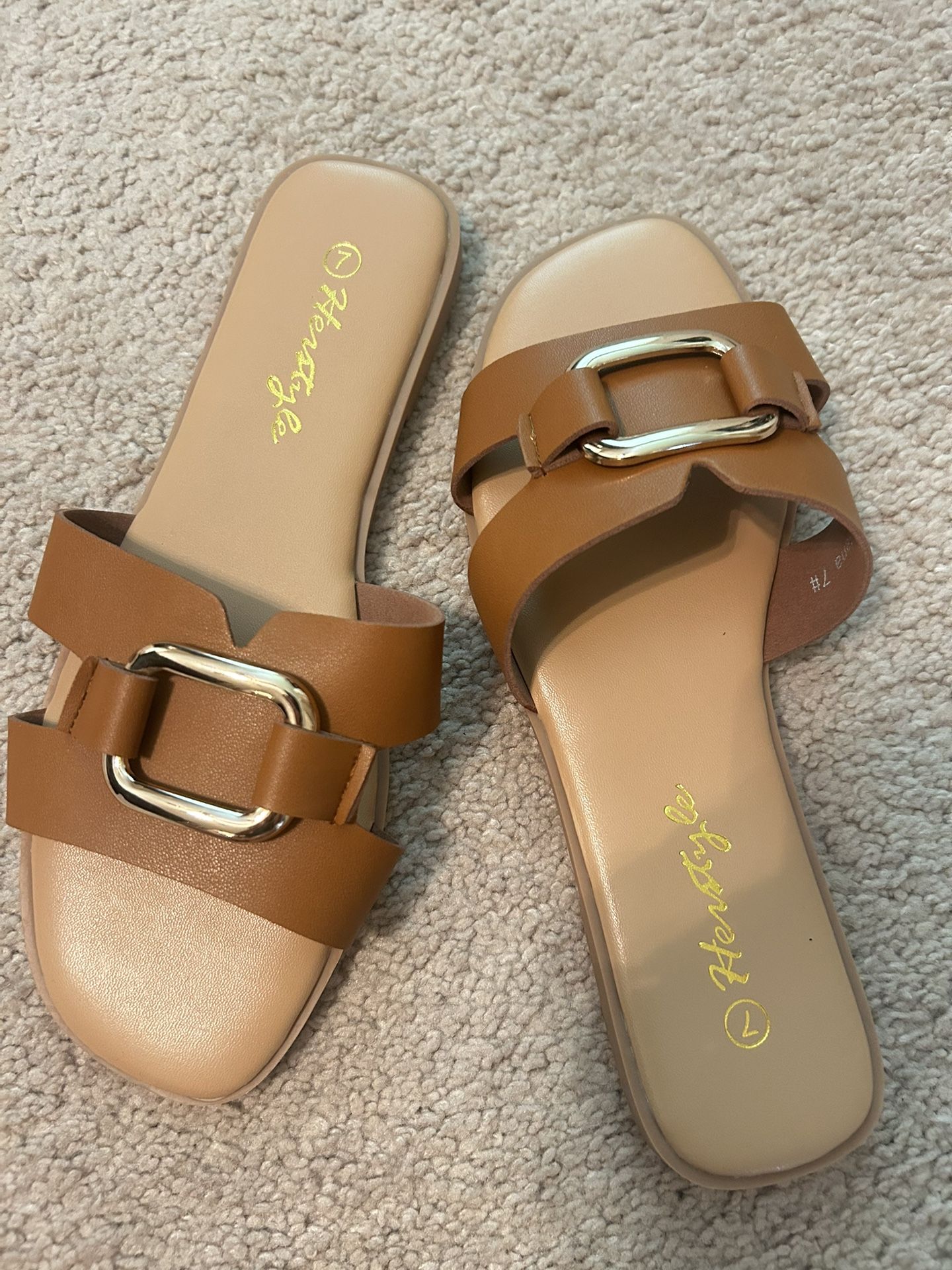 Women’s Sandals 