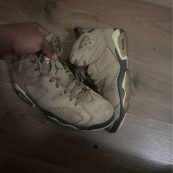 Size 10.5 jordan 6