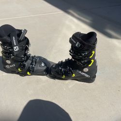 Youth Ski Boots Salomon