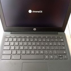 HP Chromebook everything works $40 firm
