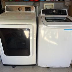 Washer/ And Dryer Like New 