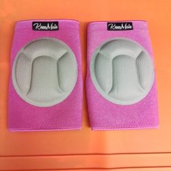 Knee Pads_NEW_$10