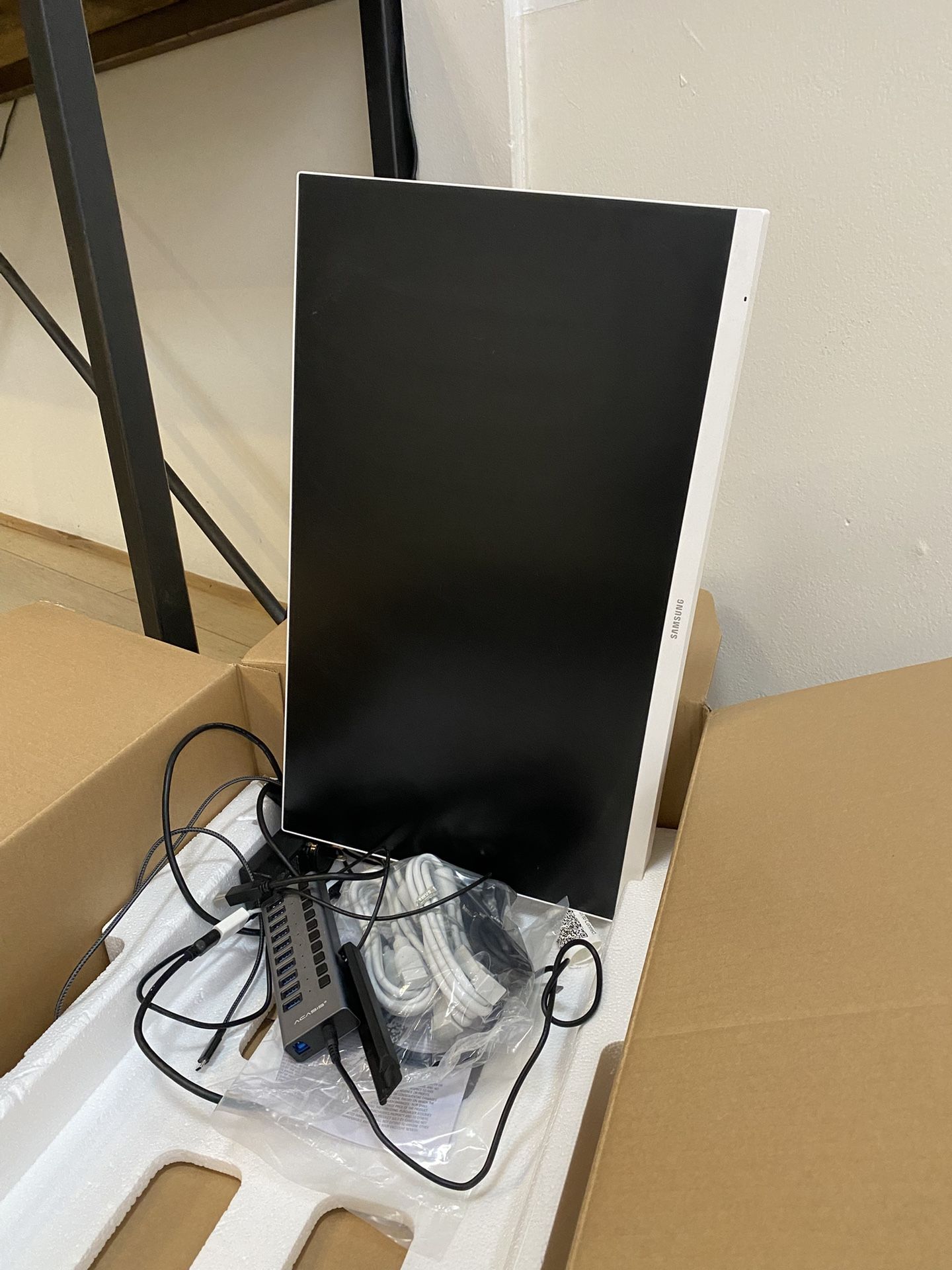 Samsung White Computer Monitor