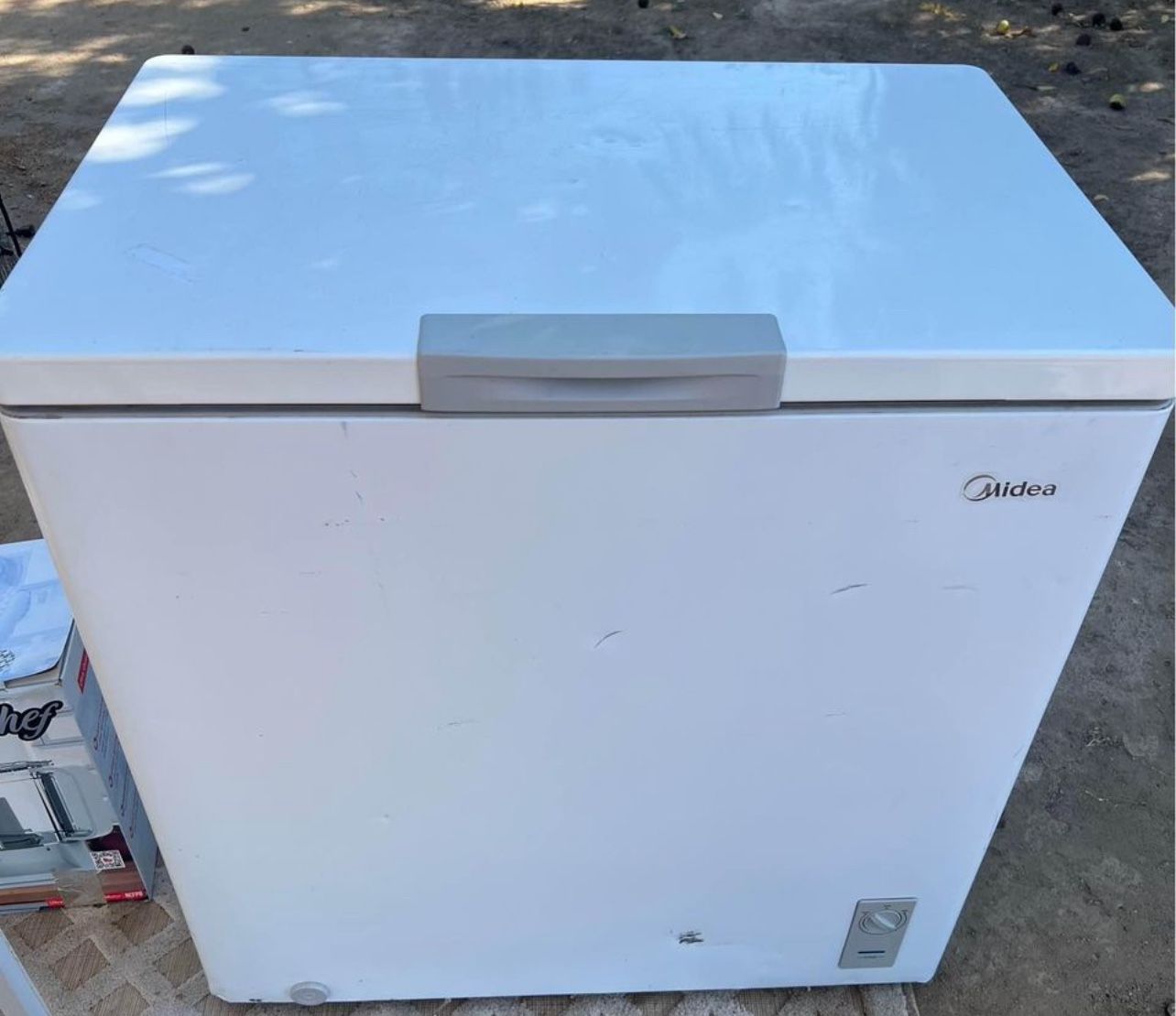Midea Freezer