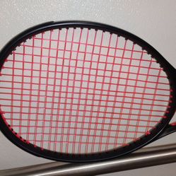 Tennis Racket  (Wilson)