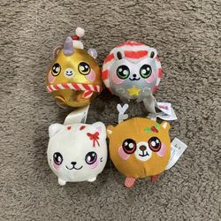 Squeezamals Christmas Holiday lot (4 total)