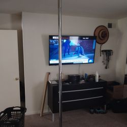 Stripper/exorcize Pole