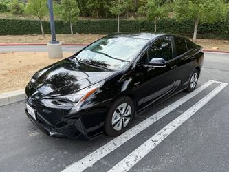 2018 Toyota Prius 3