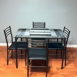 Dinner Table Set