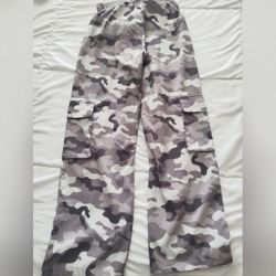 Girls Shein Camo Pants Sz 12-13 year