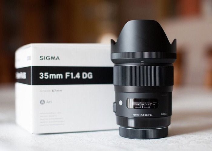 Sigma 35mm F1.4 Art DG HSM Lens for Canon DSLR Cameras