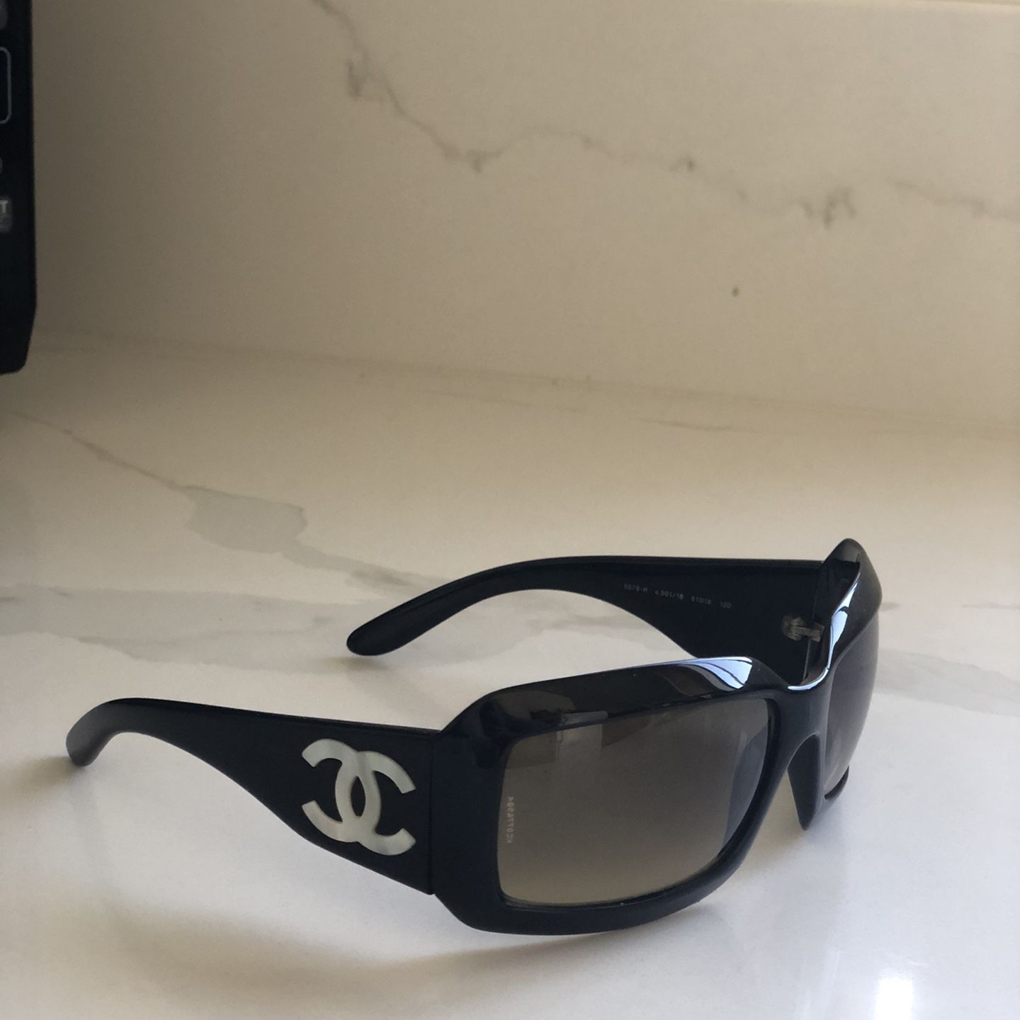 black chanel sunglasses with mother of pearl