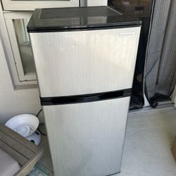 Insignia Mini Fridge