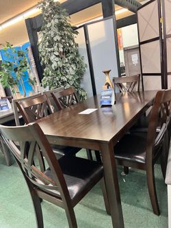 🔥Flash Deal🔥Brand New Dining table with Six Chairs $599, Delivery Available, Payment Available